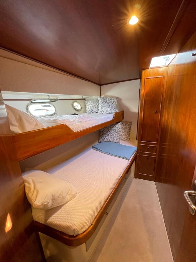 Hotel Infantman Yatch à Vila Nova de Gaia Extérieur photo